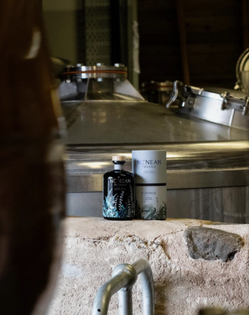 NC'NEAN The Huntress - Lemon Meadow, 0,70 l Flasche